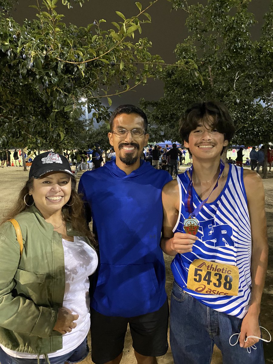Alex Figueroa (Senior) and Eric De Leon (Sophmore) medaling in the Varsity division with times of 15:28 and 15:58!! These boys are fast!! <a href="/ERHS_Athletics_/">El Rancho High School Athletics</a>