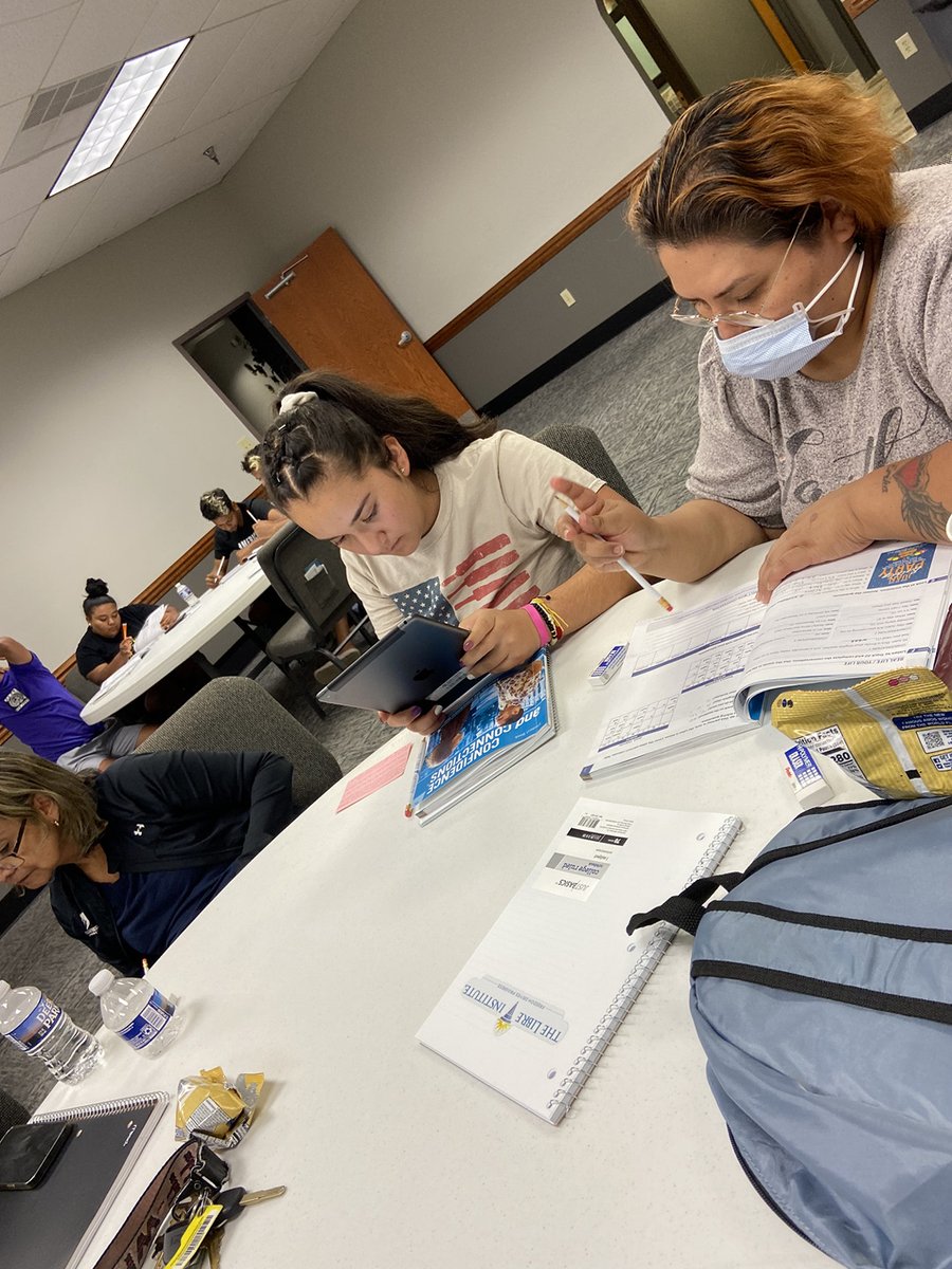 LIBRENC's tweet photo. Great turn out for @LIBREInstitute’s second week of ESL classes in Concord. The Hispanic community’s resilience shines through as they break down barriers to language by mastering English, proving that determination knows no linguistic bounds. #FreedomDrivesProgress https://t.co/lRpU9YgC4R