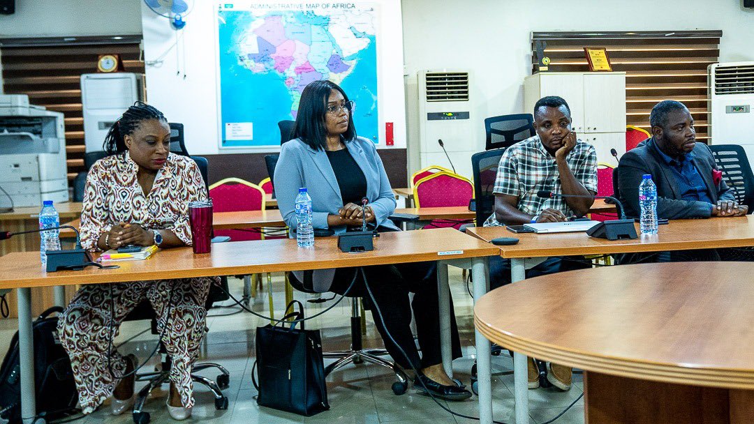 IfedayoTiffy's tweet photo. Busy week at @NCDCgov. On Monday, I hosted a team from  @ISN_Medical and @illumina who are partnering with us in upgrading our genomics lab and surveillance capacity through the @GlobalFund C19RM grant. We discussed our lab readiness plans for delivery of ordered equipment ASAP. https://t.co/z3357E9IGu
