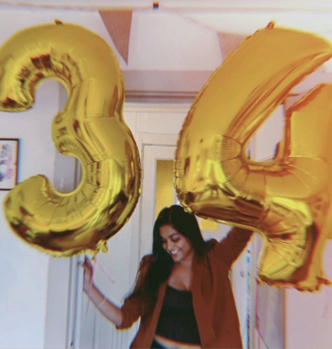 Ok, ik knal wel even een fotootje dan. #birthday #birthdaygirl #34 #September17th