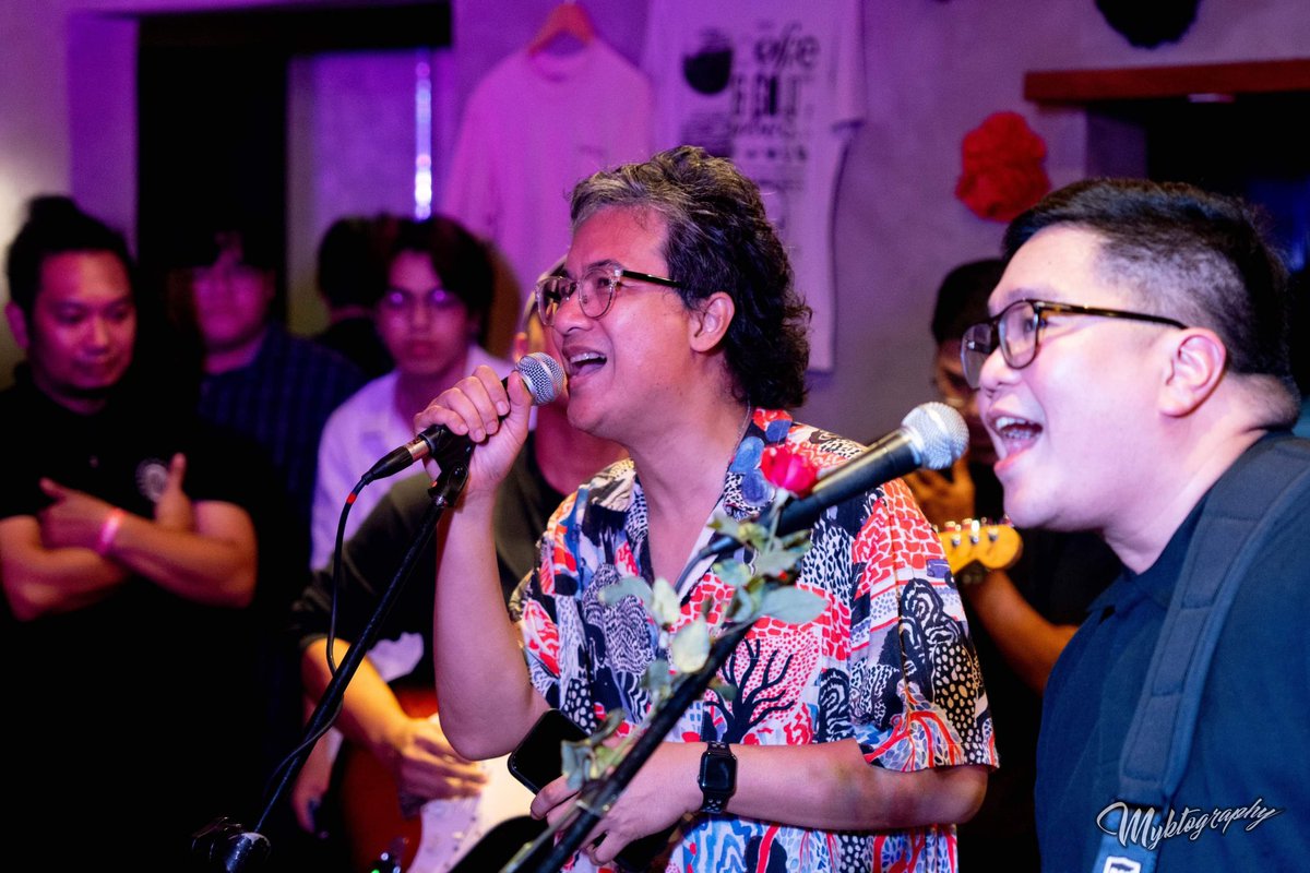 jugsjugsjugs's tweet photo. Mga Lutang na Pariwara 😁

@elybuendia9001 and @theitchyworms 😎🙌🏼

#EBxIW
📸 @myktography https://t.co/Pwk7EKUeev