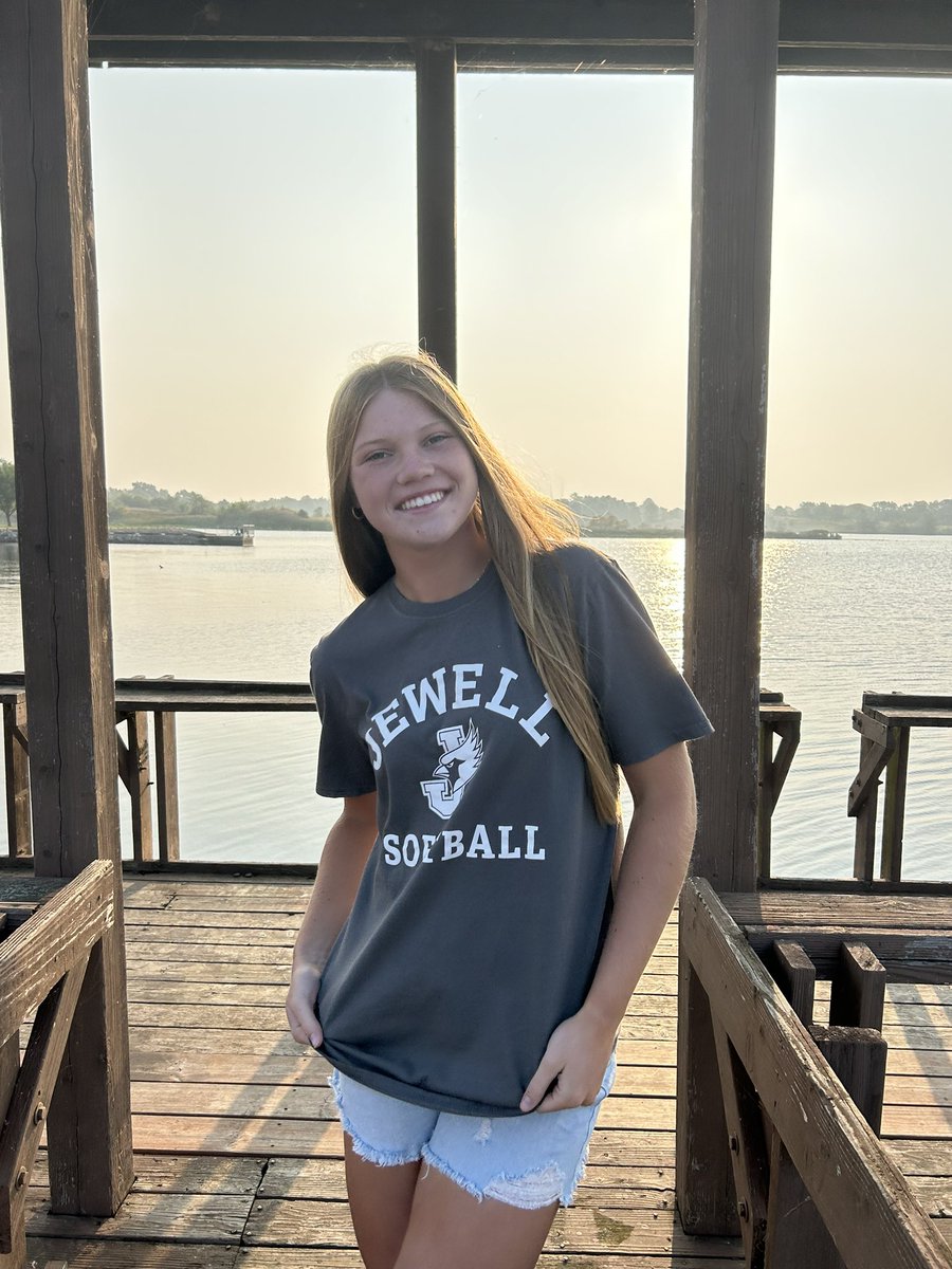 Emma Jane Ogle tweet media