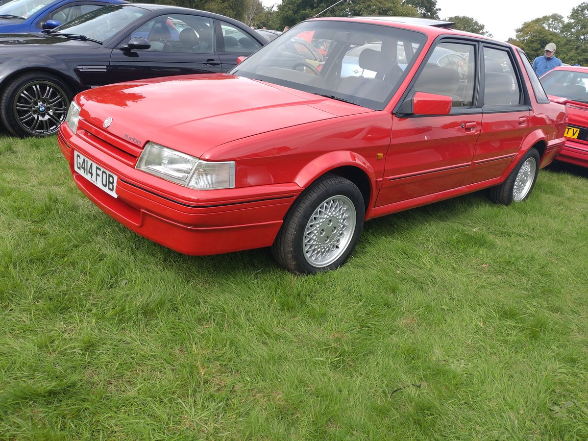 In their day, these were ultimate wolves in sheep's clothing... they were faster than the bottom of the range Porsche, which forced Porsche to up date their car with a turbo, as the Austin Rover was quicker ! 😂