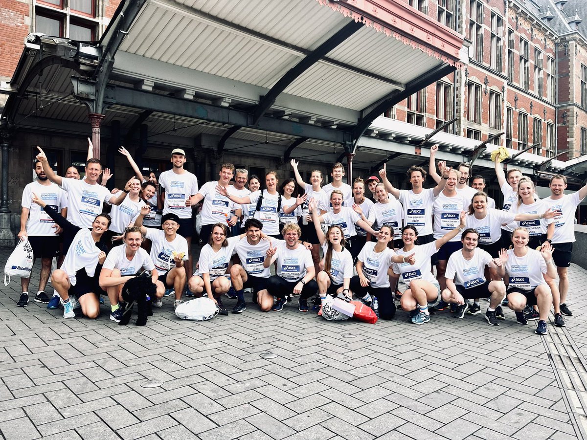 How cool is this?! Running 16K with 48 researchers and friends to raise more than €20.000 for Alzheimer research! Finished at 1hr26, hope I can still bike to work <a href="/AlzheimerAms/">Alzheimercentrum Amsterdam (inactief)</a> tomorrow 🚲… #runningisfreeresearchisnot #endAlz #endFTD