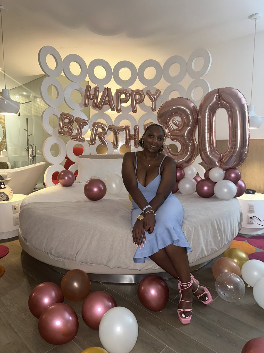 OhMyLarii's tweet photo. Thirty &amp; Thriving 💜♍️ #ThisIsThirty https://t.co/FFlhPFlk3Y