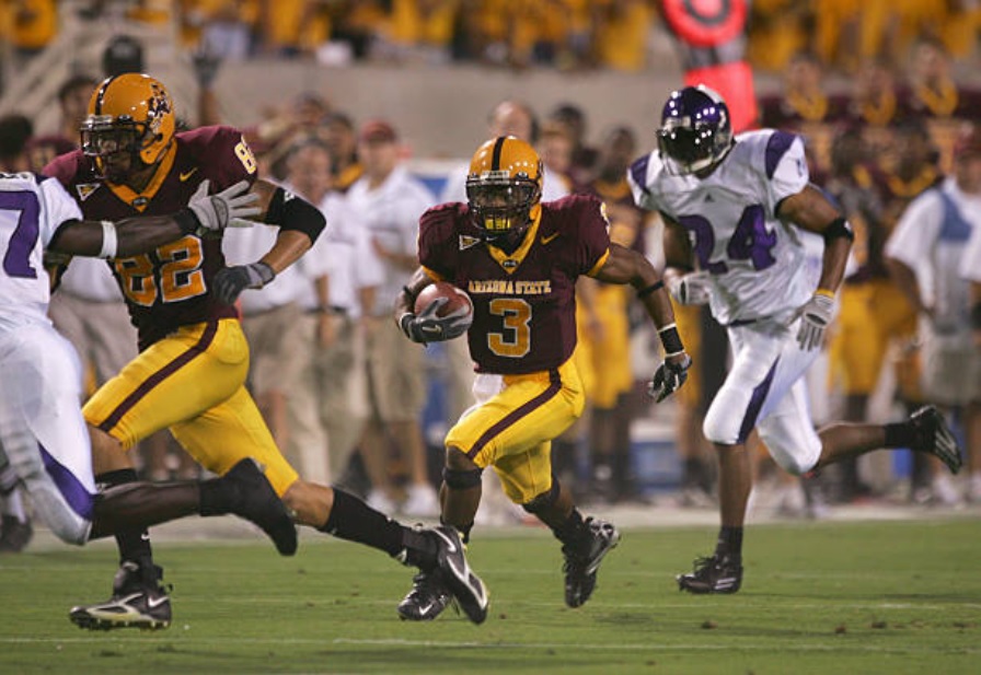 9/17/05 – One week after a loss to LSU #ASU crushed Northwestern 52-21 behind a school-record 773yds of offense. ASU scored 31p in the 2Q. @HerringKeegan ran 23 for 197 and 2TDs; Sam Keller threw 20-31 for 409yds and 4TDs then @rudygcarp12 threw 7-8 for 74yds and 1TD. #ForksUp