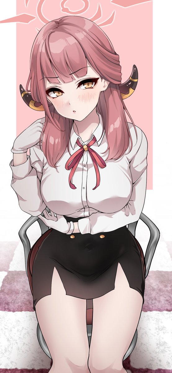 スマホの壁紙みたいにしたかったけど疲れたので表情だけ変えて作ったアルちゃん🤔 