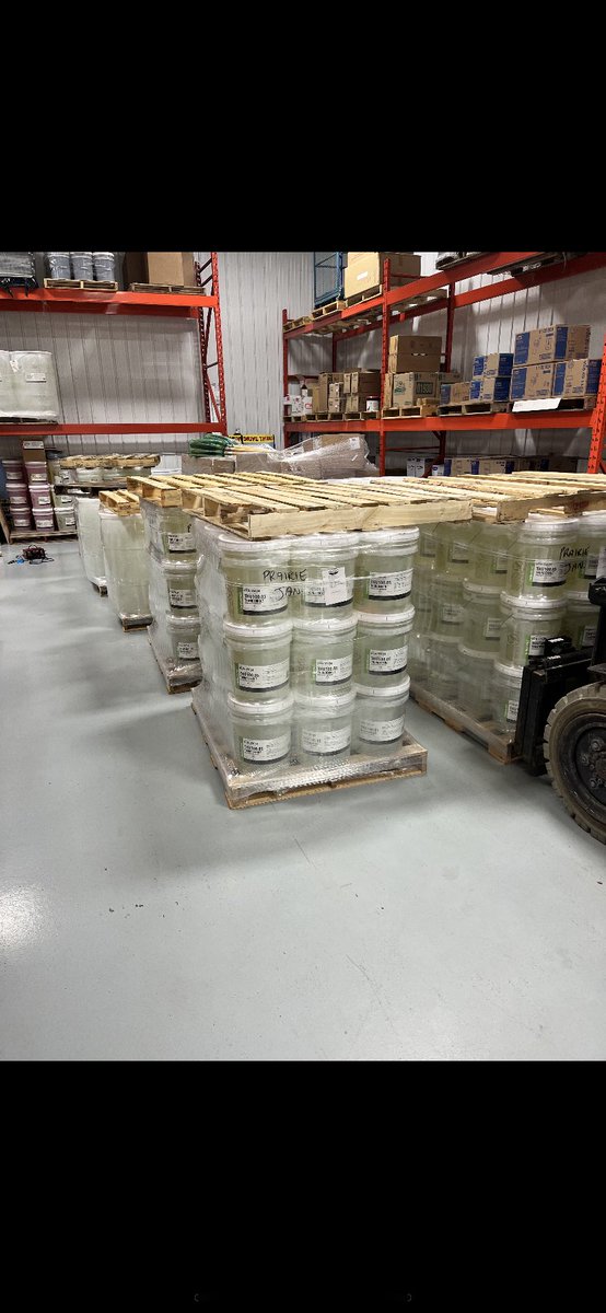 KuntzInc11's tweet photo. That time of the year when washing equipment,Thunderbolt and Tru Pearl in stock along with the new PA foam cannons.
Contact for pricing.
3 Dealers setup in Sk,1 in Brandon MB and 1 in Medican Hat Alberta. https://t.co/5BZyxsbd5L