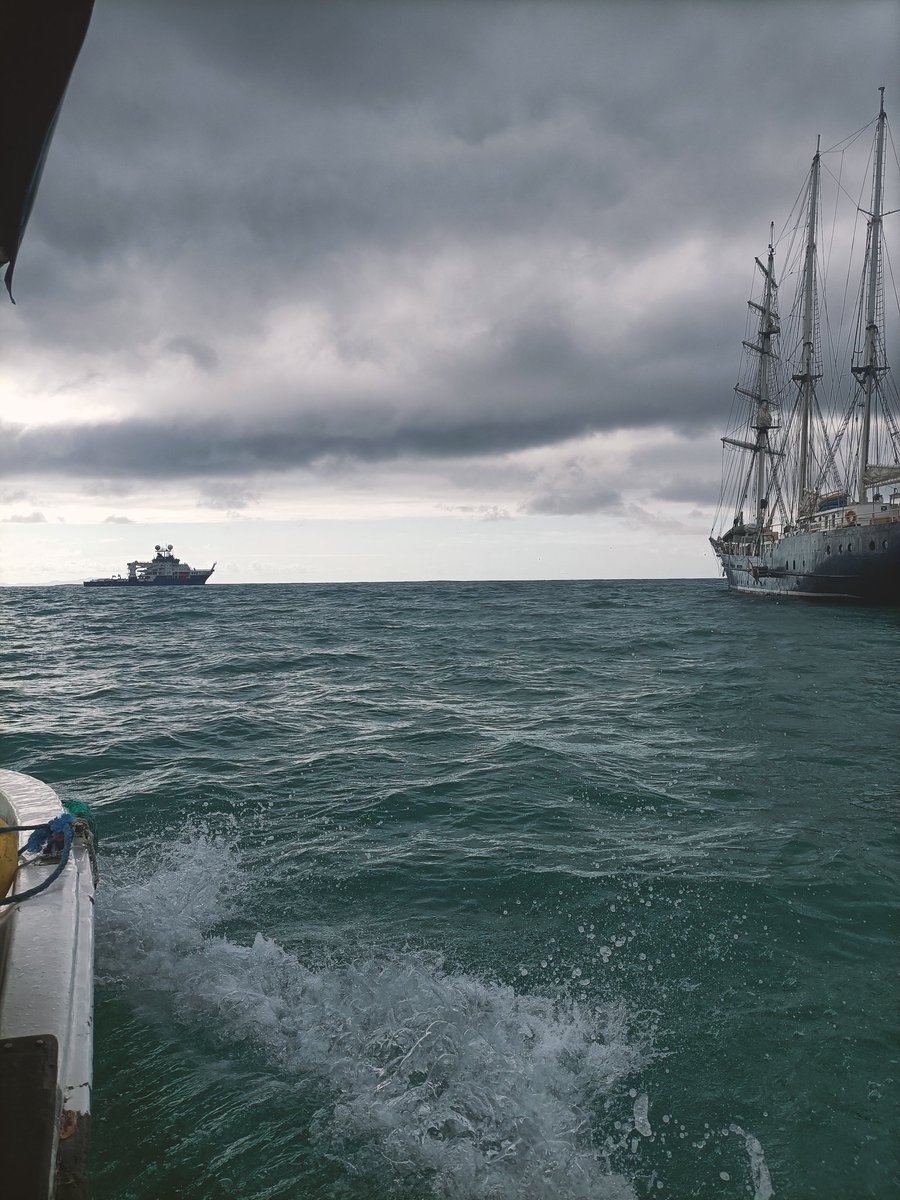 Emmeline Broad (@emmeb8) on Twitter photo Starting a month long expedition mapping vertical walls with <a href="/4DOceansLab/">4D Oceans Lab</a> <a href="/KatleenRobert/">Katleen Robert</a> <a href="/BelenOcean/">Ana Belen Yanez Suarez</a> in the beautiful GalĆ”pagos! Will be live streaming from the ROV soon šŖø schmidtocean.org/cruise/vertica⦠Starting a month long expedition mapping vertical walls with <a href="/4DOceansLab/">4D Oceans Lab</a> <a href="/KatleenRobert/">Katleen Robert</a> <a href="/BelenOcean/">Ana Belen Yanez Suarez</a> in the beautiful GalĆ”pagos! Will be live streaming from the ROV soon šŖø schmidtocean.org/cruise/verticaā¦