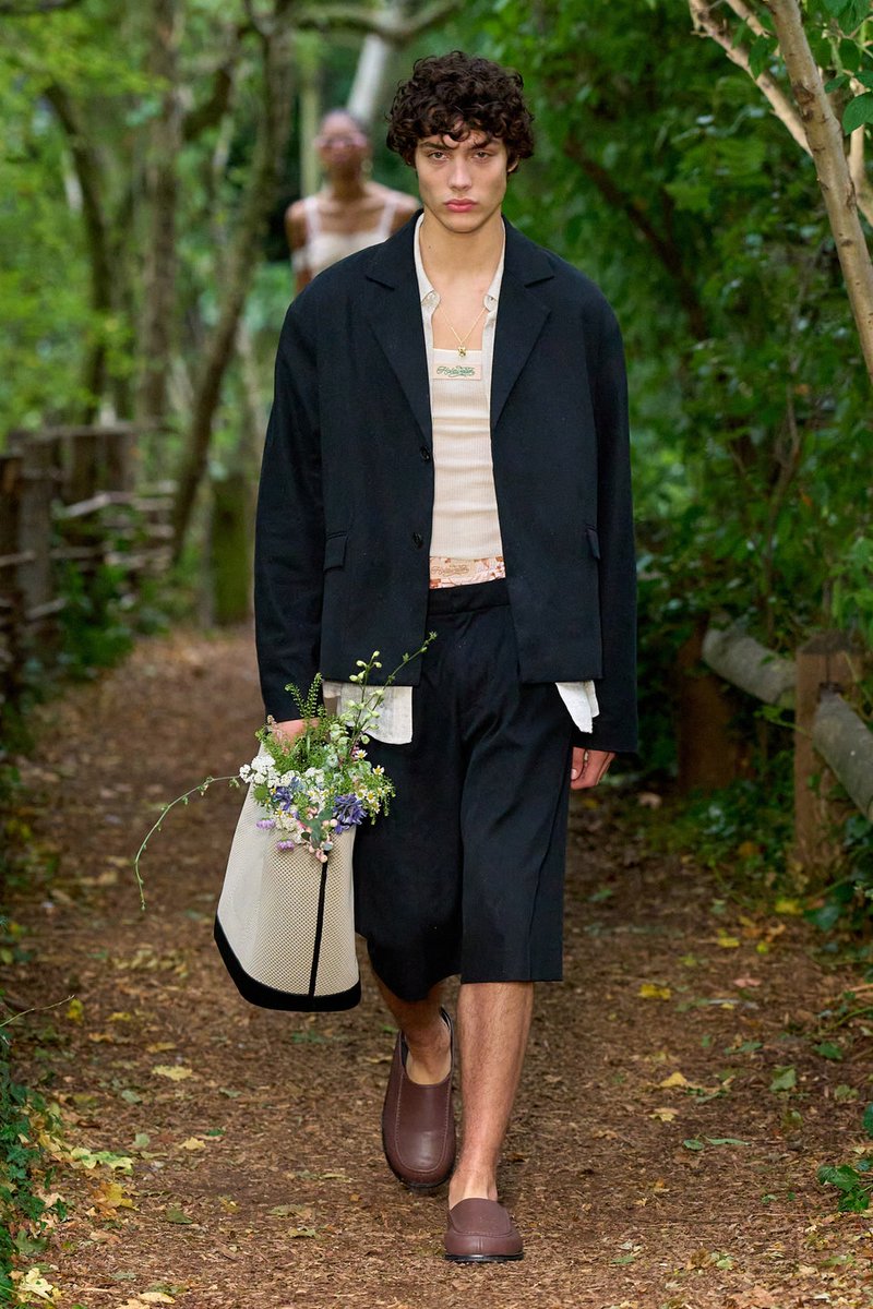 altacostur's tweet photo. Holzweiler ss 2024

#LondonFashionWeek https://t.co/NoERmBD9GR