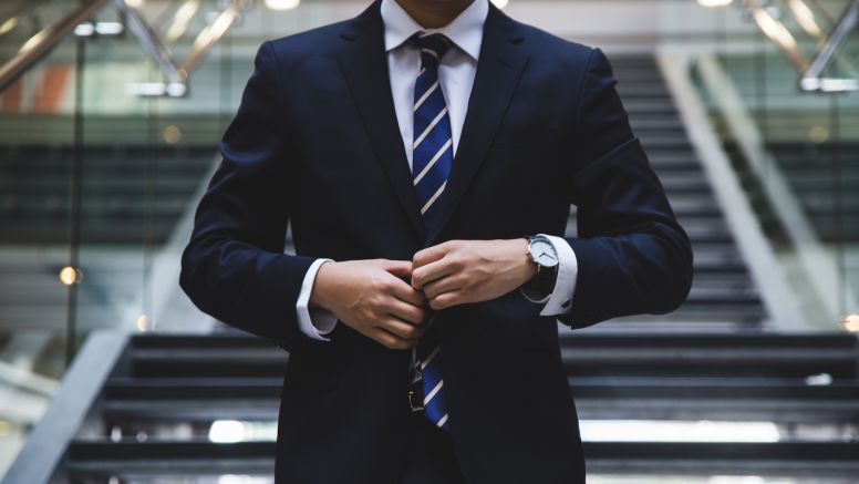 midmarketPEguy's tweet photo. I've had several people DM asking how to get a job in investment banking or private equity. I'll handle investment banking first and PE in another post. https://t.co/9dRvaginXM