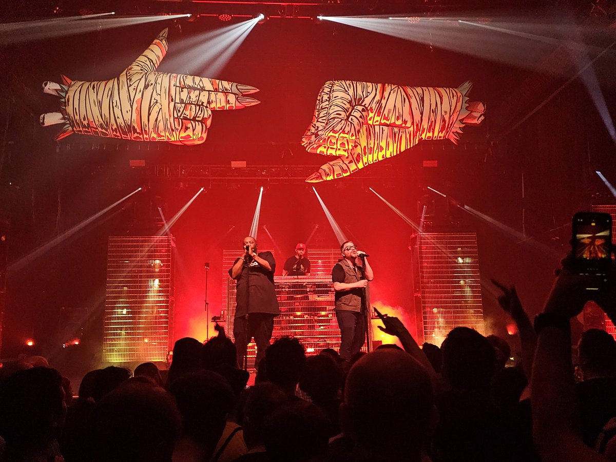 After catching all four nights of <a href="/runjewels/">Run The Jewels</a> at Terminal 5, you get a chance to meet <a href="/KillerMike/">Killer Mike</a> for his dope album signing?

Fuck YES, what an amazing weekend!
Go listen to YES if you haven't yet.
#runthejewels #michael