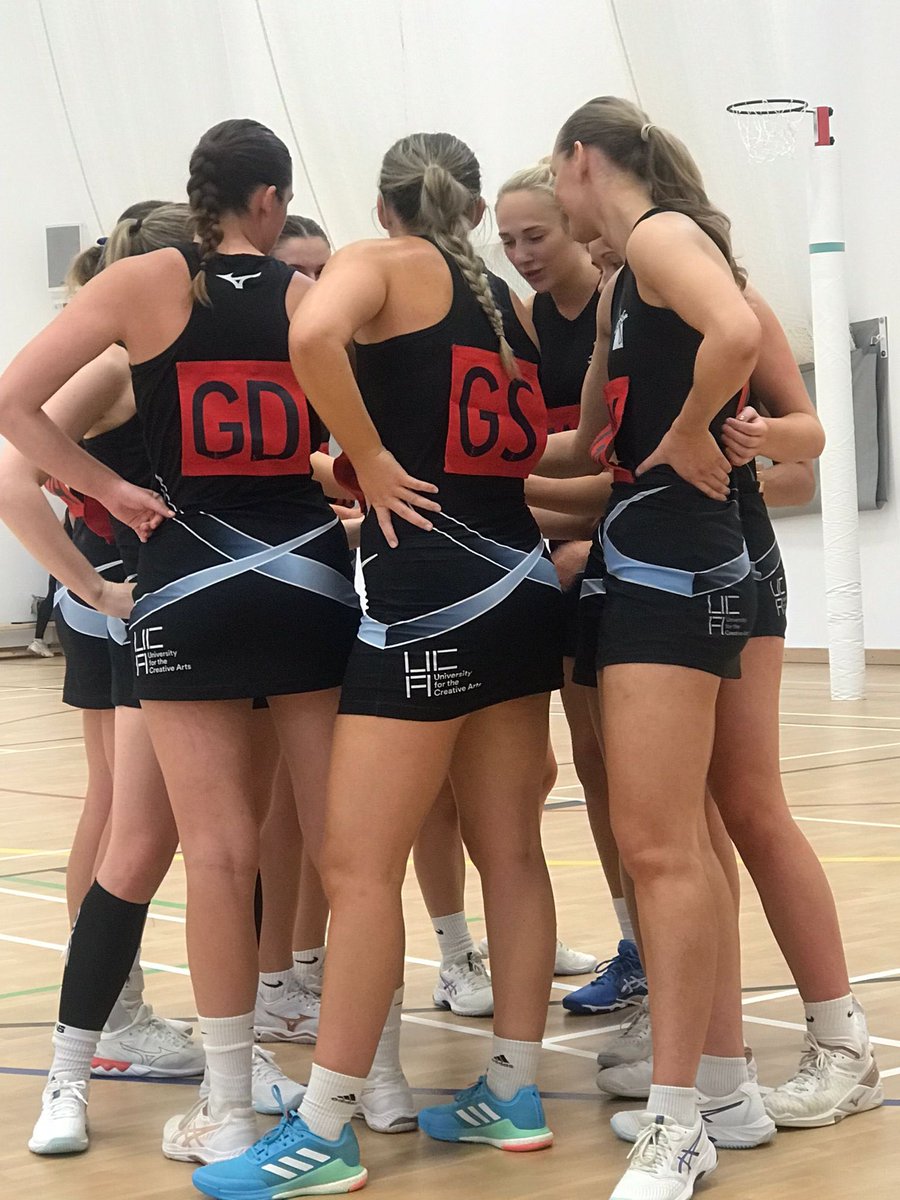 1st game back in Prem 1 for @TheDownsNetball today! 🙌 A competitive close match v @AcademyNetball 1st half was in our favour but Academy took control in the 2nd. A loss for us in the end 56-43 but lots of positives to take away 💪😊 #netball