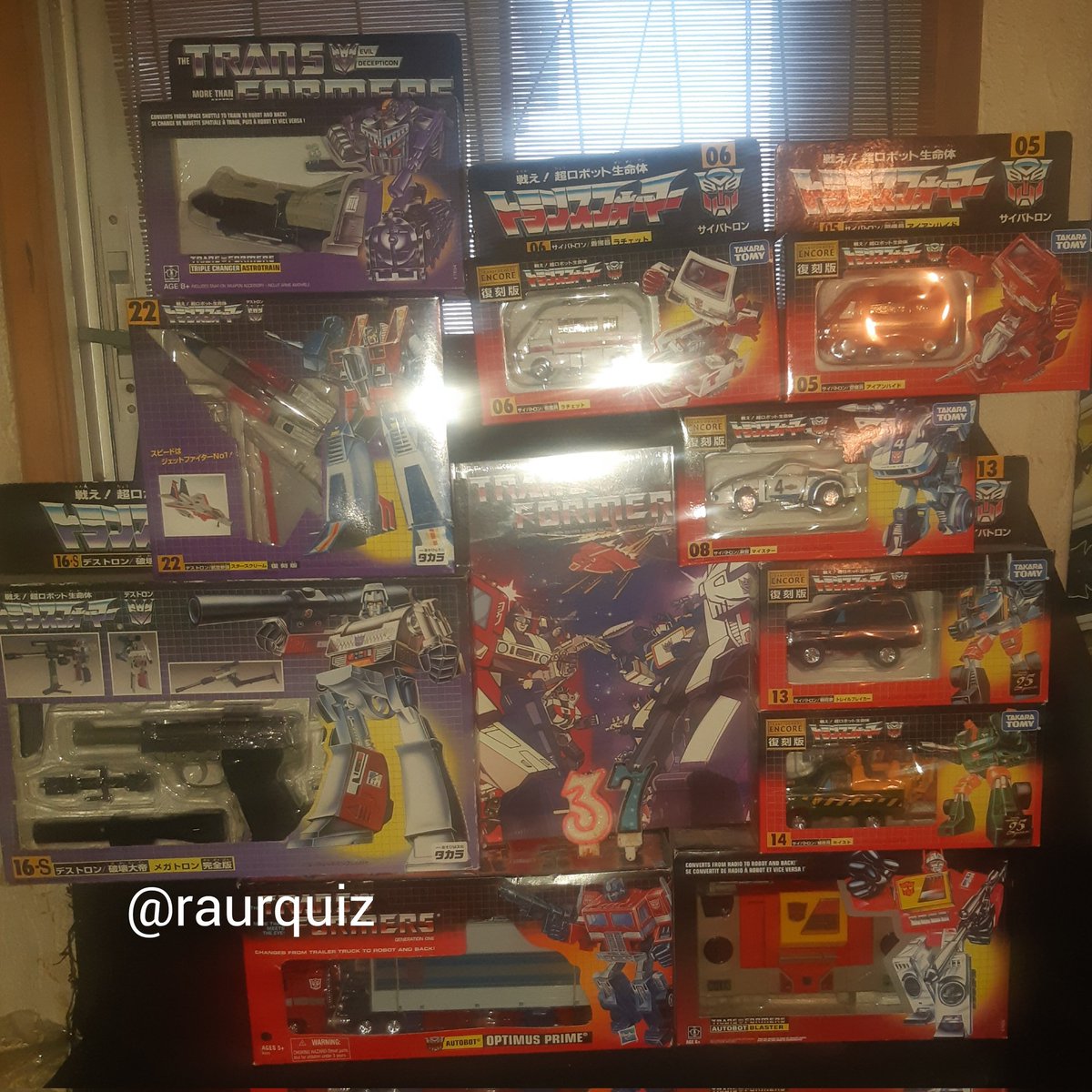 raurquiz's tweet photo. #otd #transformers #tvseries #39thanniversary #reissue #autobot #optimusprime #blaster #encore #jazz #ironhide #ratchet #hoist #trailbreaker #decepticon #d16s #megatron #starscream #astrotrain #soundtrack #vinyl #actionfigures @Hasbro @takaratomytoys https://t.co/r9AXxVpWDH