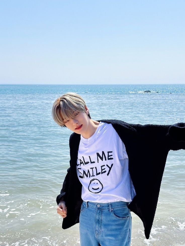 1stone_fong's tweet photo. ทะเลไม่เหงาอีกต่อไปเพราะมีคนข้างๆ
w/ @DogPhobruk 
📍 : 🏖️🏖️ https://t.co/rJKeDOmssZ