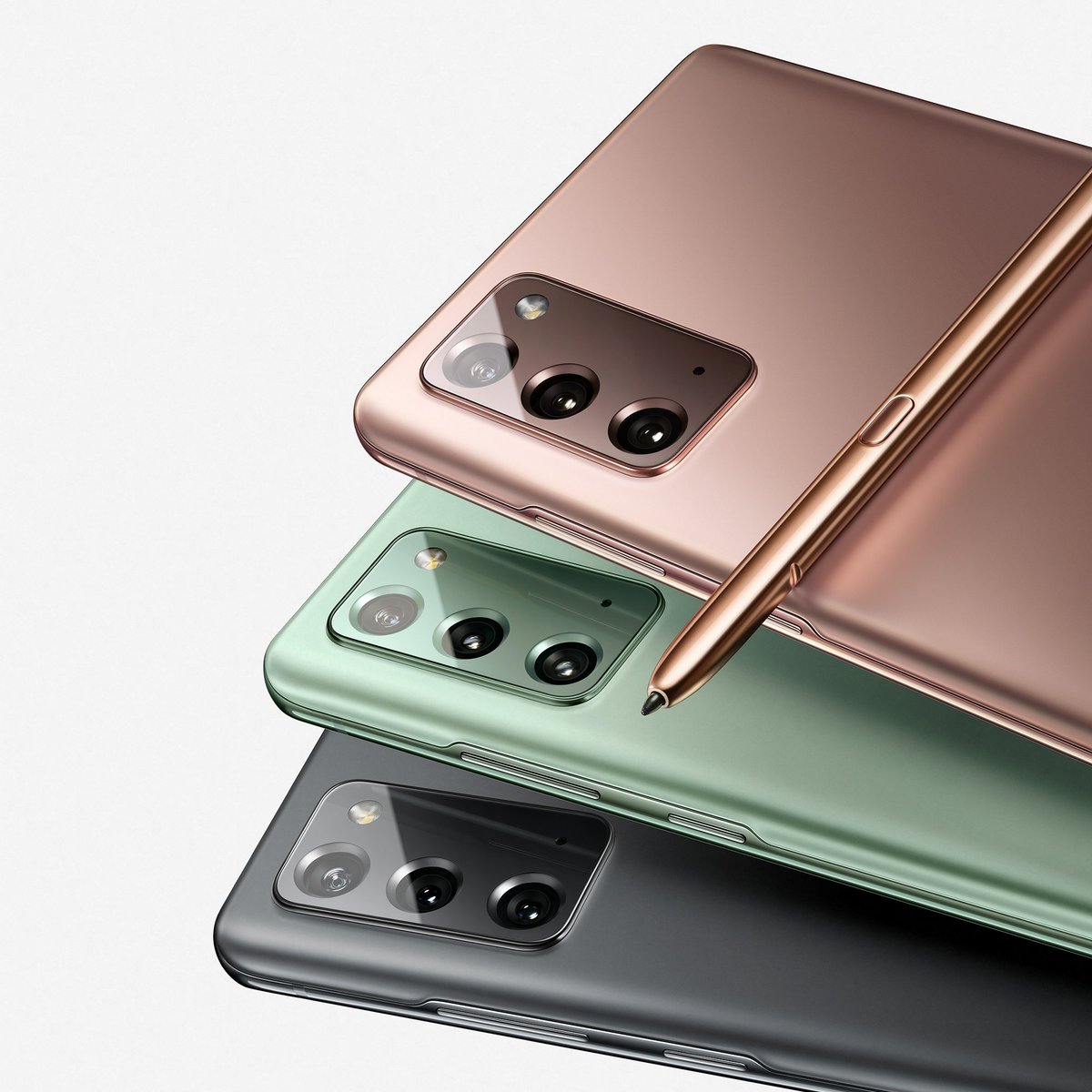 TheGalox_'s tweet photo. When the Galaxy Note20 had a 60hz display, the average consumer didn't exist to the tech community 

When Samsung added the side key/Bixby button, which was also customizable, it was "unnecessary," and everyone hated it 

But when Apple does it... https://t.co/sKQzZhDZmo