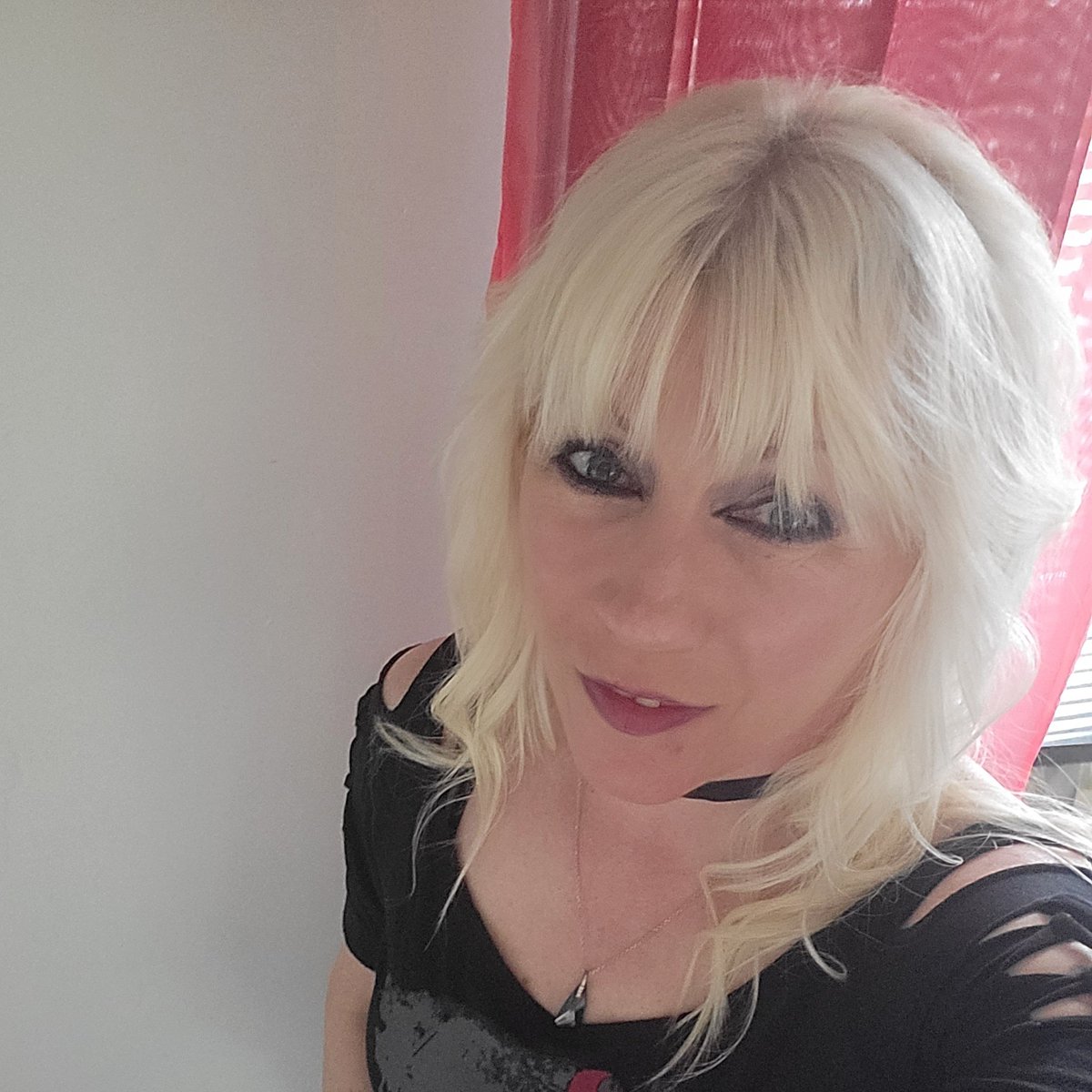 Teasbitch's tweet photo. #NewProfilePic https://t.co/C49znqbq6b