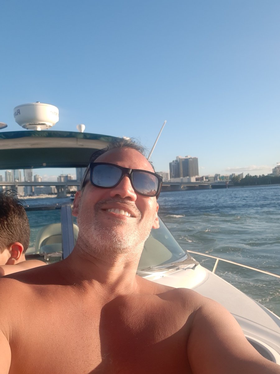 aguilarrob's tweet photo. Hi https://t.co/LEMzSNP5TX