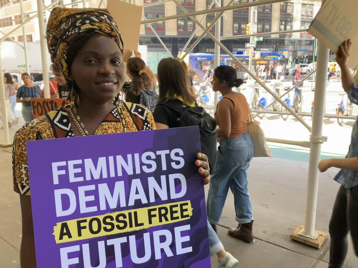 Together with fellow #feminists, we are getting ready to take to the streets to join the march to #EndFossilFuels #FastFairForever

🔥🪧✊🏾 #FeministClimateJustice