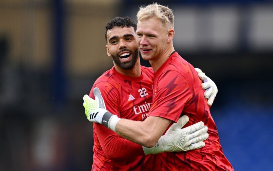 Eprodity_'s tweet photo. Arsenal fans have theory on why Mikel Arteta selected David Raya ahead of Aaron Ramsdale vs Everton. https://t.co/46dupzWtOY
