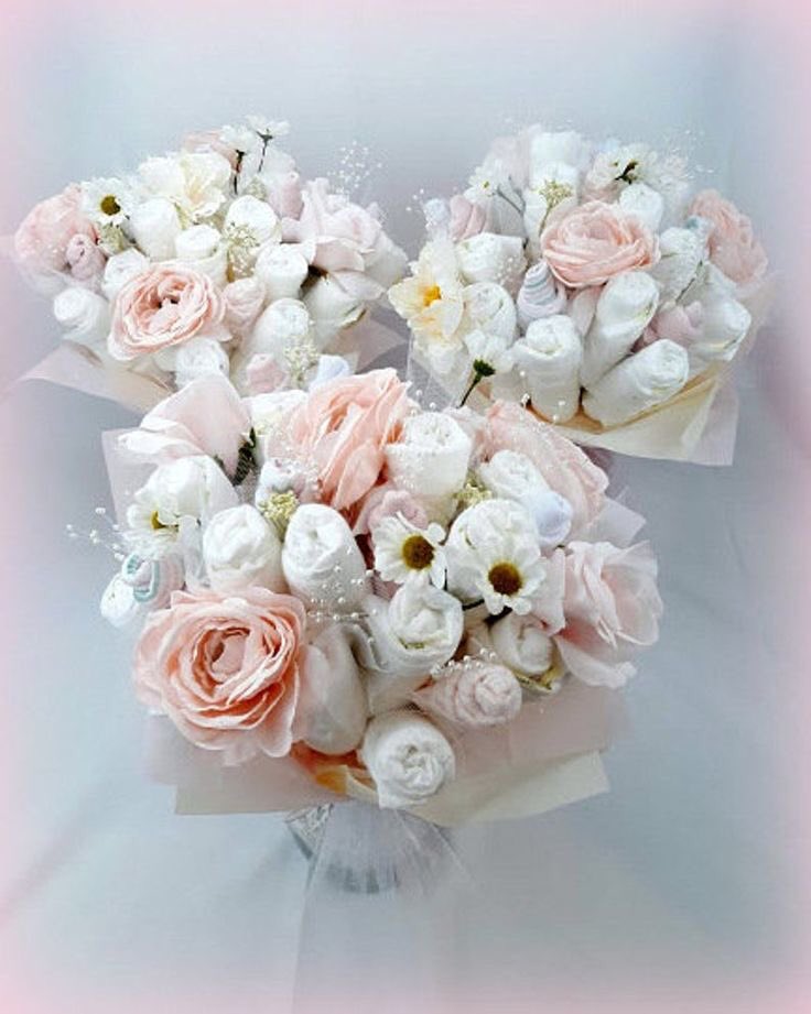 ᅠ
ᅠᅠ
ᅠ
ᅠ
“Sekali lagi kami ucapkan selamat kepada nona Olivia atas kehamilannya. Semoga semuanya berjalan lancar hingga lahiran nanti. Ini ada sedikit bingkisan dari Magic Star Event Organizer untuk nona dan calon bayi.” 
ᅠᅠ
ᅠ
ᅠ
ᅠ