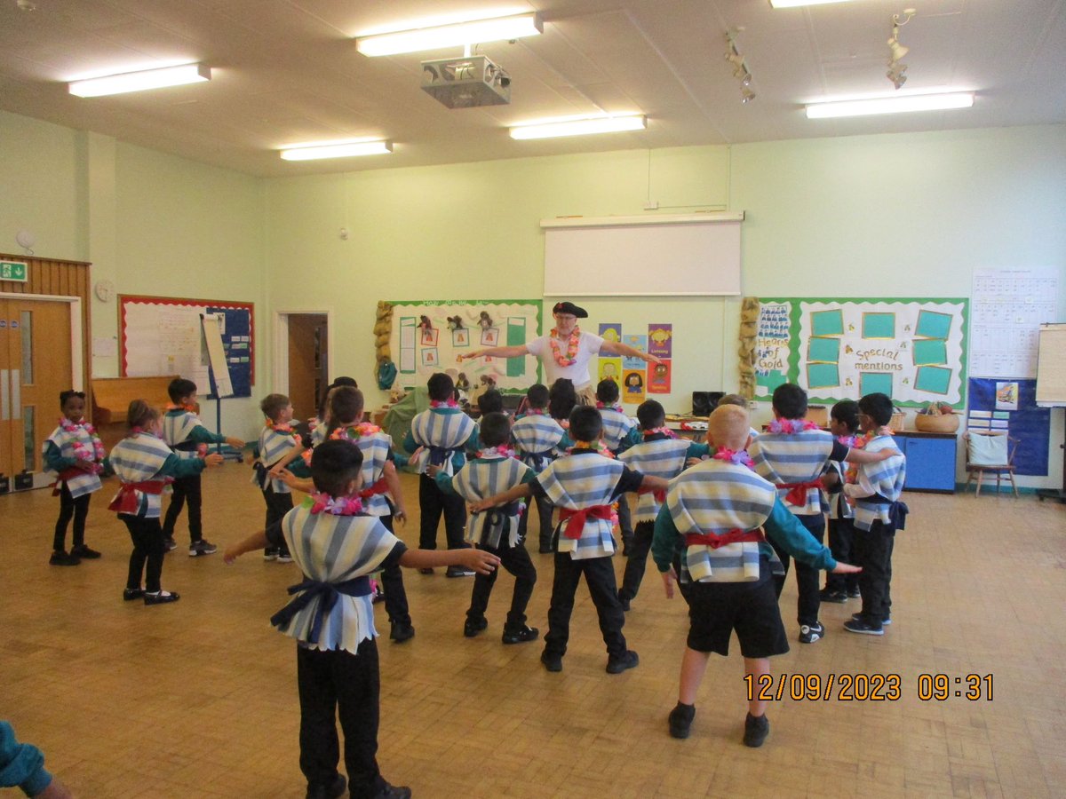 SitwellInfant's tweet photo. We’ve had a wonderful two weeks back in school. Been on fantasy pirate adventures with @PartakeHistory and then went on a real life adventure to Cleethorpes on Friday! So proud of how the children have returned to school 🥰🥰 so excited for this week 🤩🤩 https://t.co/7bKld8znZC