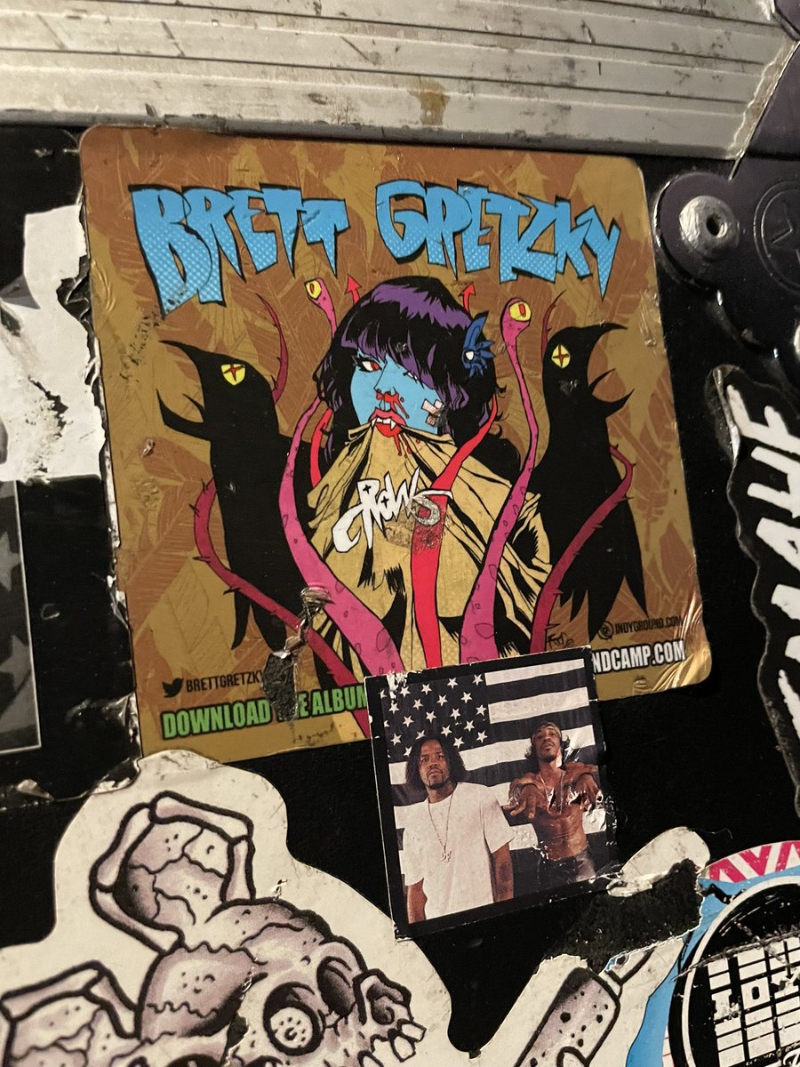 JimMahfood's tweet image. Some battle-worn sticker history on @djmahf’s funk-infused record cases. Shouts to Dan and @steddyp for a fantastic show last night! Gonzo! 
#stickers #recordcases #dj #funk #hiphop #crew #tour #gonzo #psychedelic #visualfunk #foodone #jimmahfood