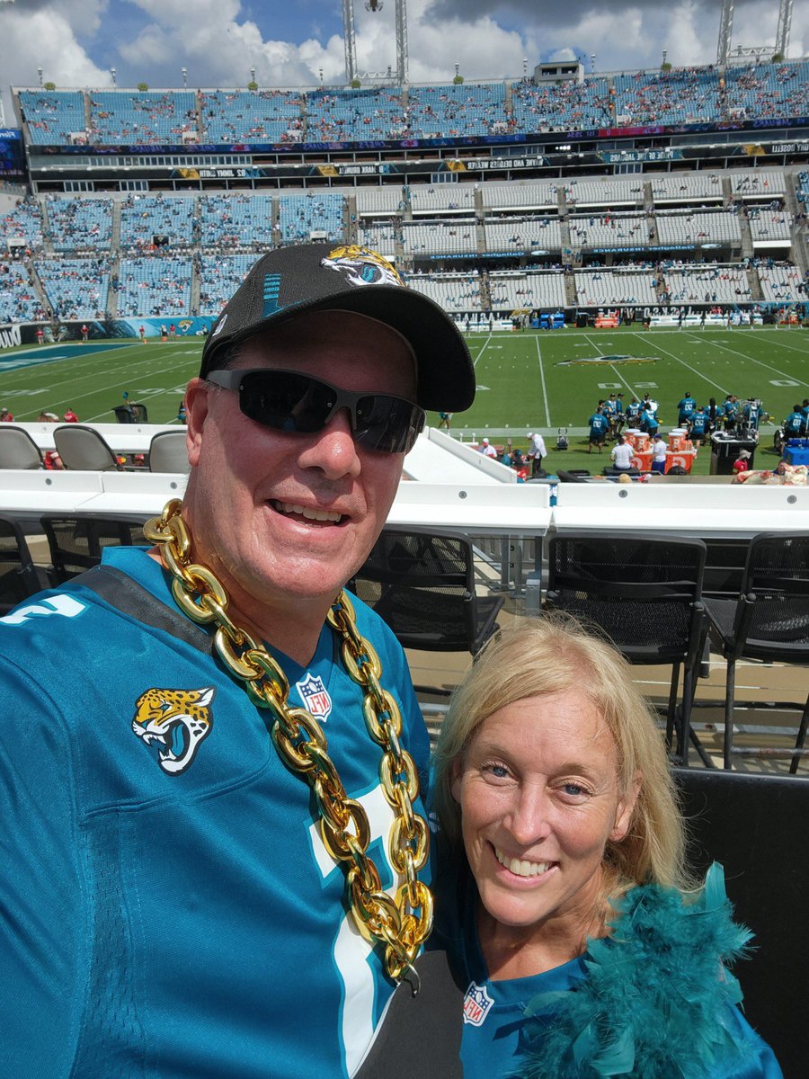 #duuuval 
Go Jags!