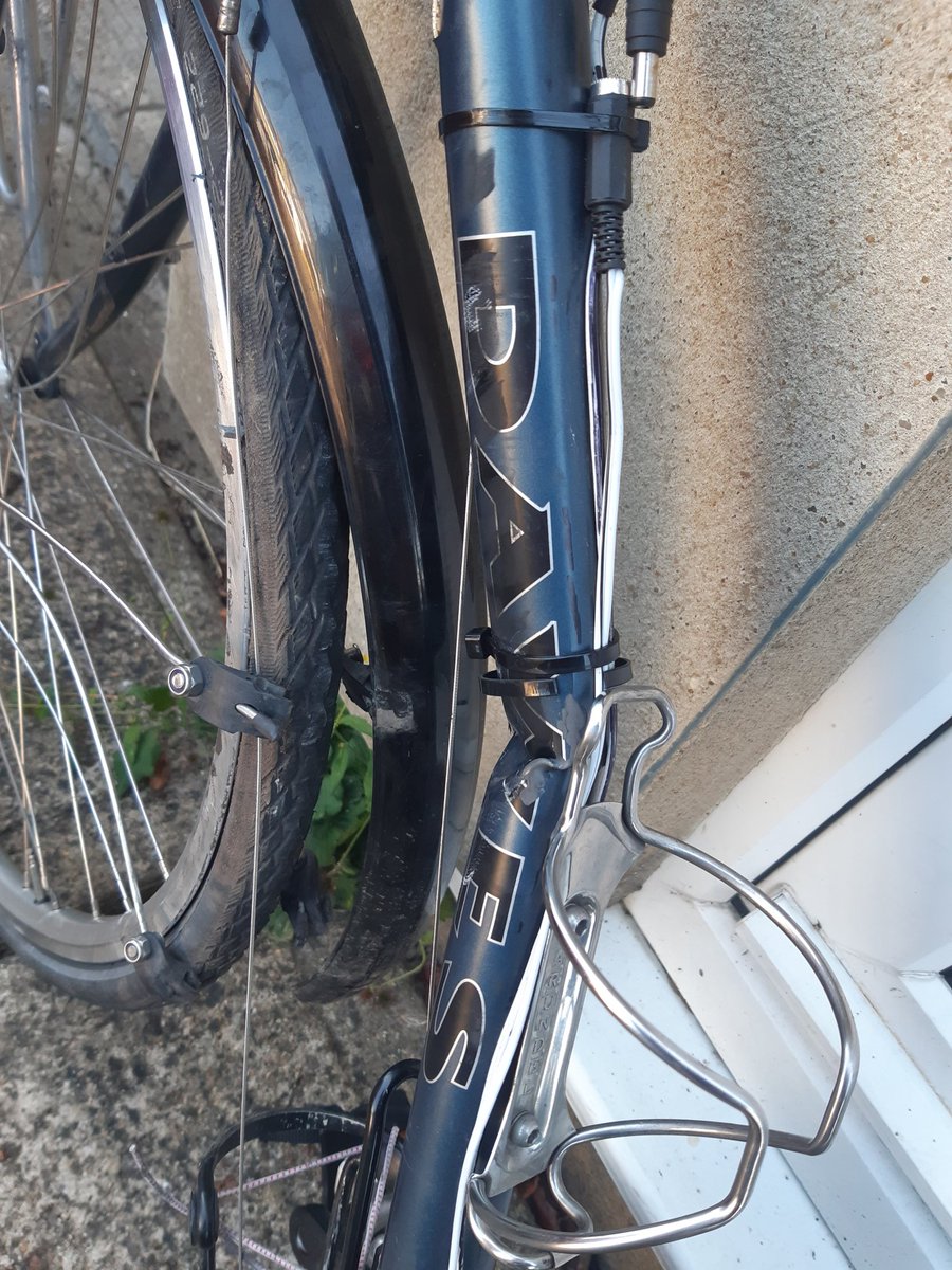 G_0_PEK's tweet photo. It didnt last long.. Crashed avoiding a pothole and wrecked the bike under a car https://t.co/NbEypFvQKO