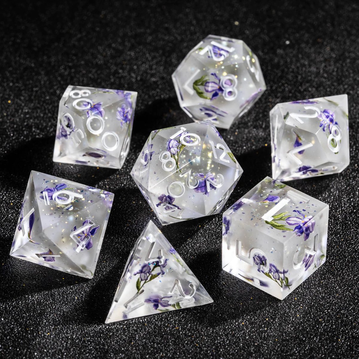 urwizards's tweet photo. Let the dice decide your fate as you embark on new adventures and weave your own stories. Available now for those who seek a touch of wonder in every roll! π²π
#urwizardsdice #dndgems #tabletopddventures #rollInstyle #handmadedice #dnddice #dungeonsanddragons #tabletopRPG #DnDdice #dicecollector