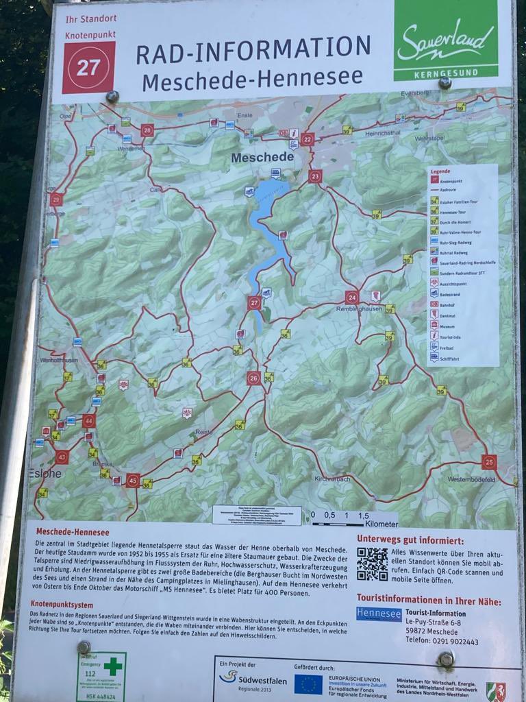 WassenaarNiels's tweet photo. Leuk weekend weggeweest naar Brigitte Wullenweber in Duitsland. Heerlijk weer en lekker gefietst rond de #Hennesee
En natuurlijk even bijgepraat met oud collega ledenraad FrieslandCampina Brigitte en haar man. https://t.co/FqVJ46EAMi