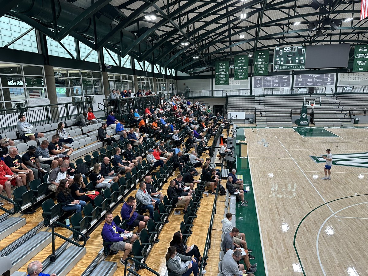 ibcacoaches's tweet photo. A great start to our clinic! Drew Hanlen is speaking about Skill Development that Leads to Game Results! @DrewHanlen @PureSweat https://t.co/t6GUnTHxgK