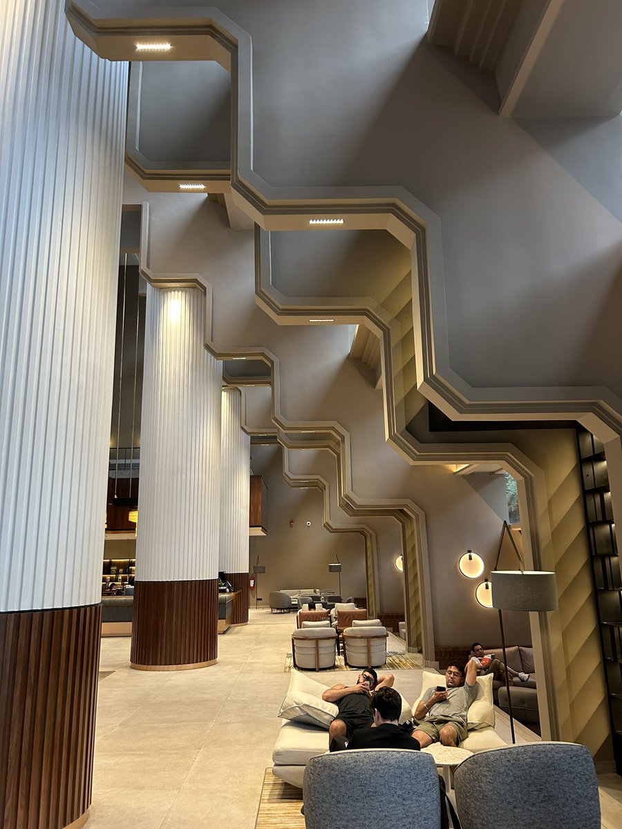reubssz's tweet photo. Architecture in the Marriott, Casablanca https://t.co/4QaHrQf3sv