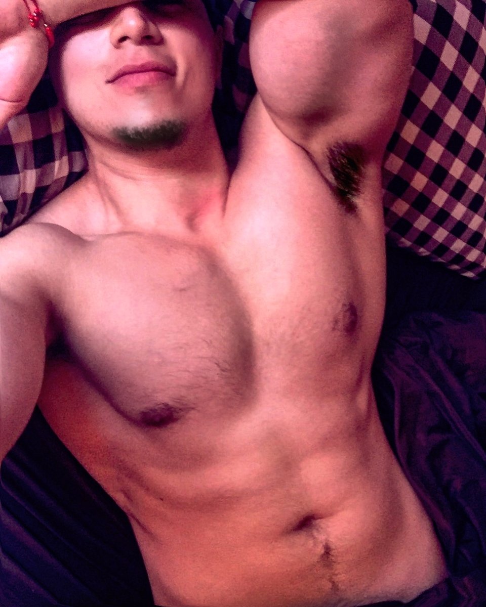 alejilloTol's tweet photo. Hoy no me levanto, estoy que no ando...🤭🤭🤭 https://t.co/mnUA0wGeTZ