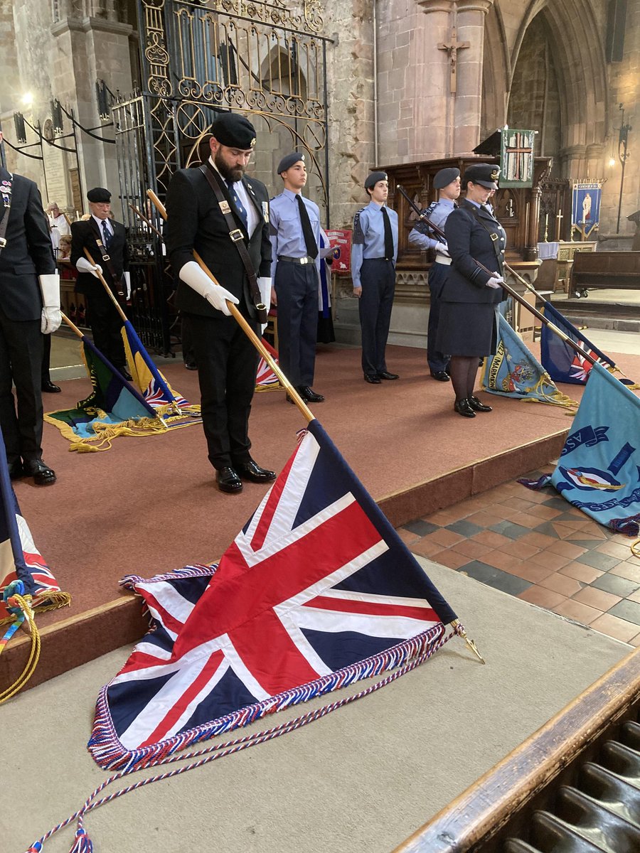 katie_lockton's tweet photo. I had the honour of carrying the Tamworth RAFA branch standard today- Battle of Britain parade. Was great to have 2 cadets from my old sqn @1122sqn as my escorts. @aircadets @ComdtAC @WandWAirCadets @wbwaircadets @staffswing @WMRFCA @RAFAssociation https://t.co/HeBm7JkkL6