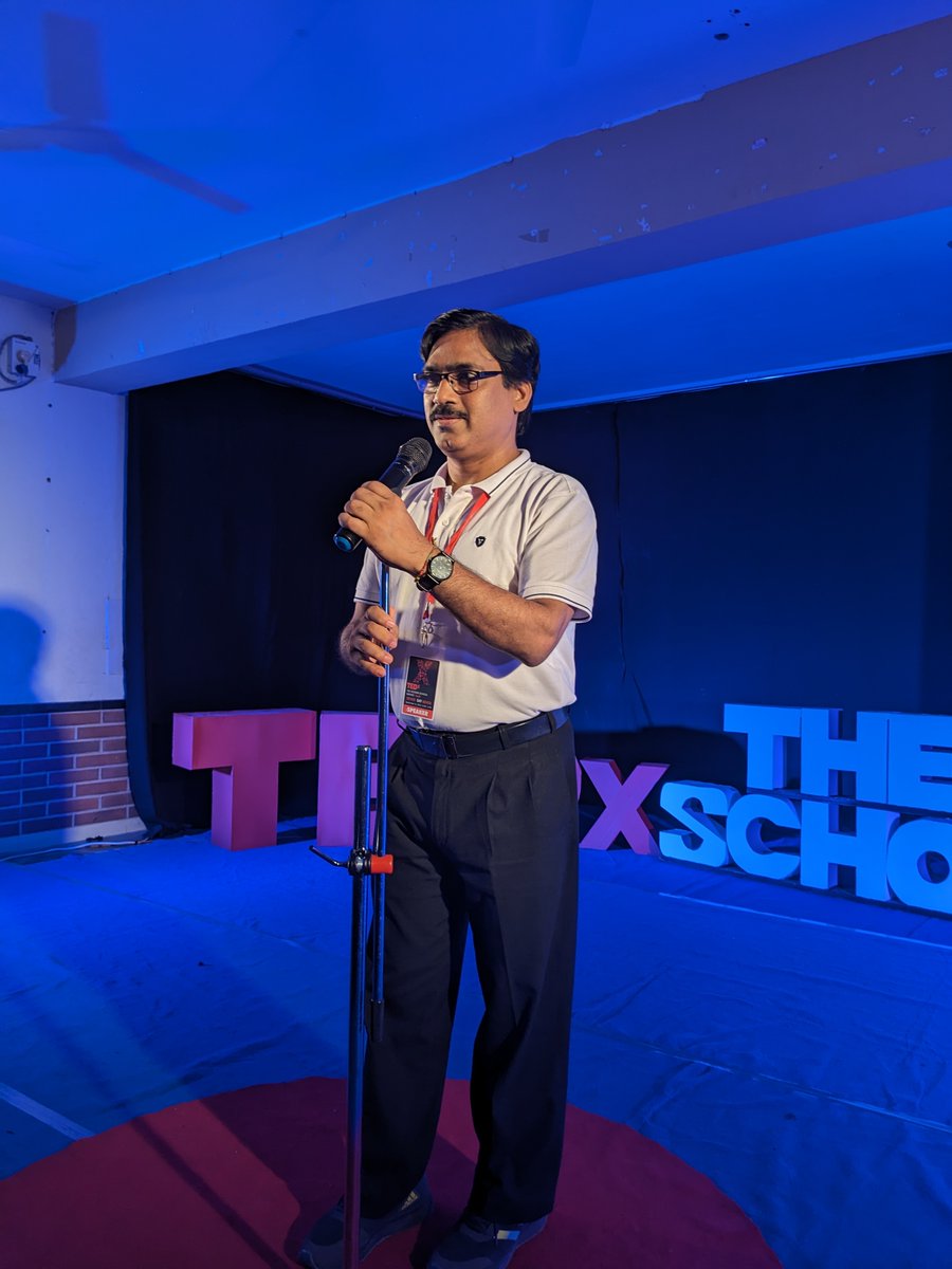 Mr_DineshPatel's tweet photo. #TEDx #Talk #event @ The #Modern #School #Barmer on 16-09-2023.
#tedtalk #tedxtalks #tedtalks #tedevent #TEDspeaker #speaker #Dinesh #Patel #DineshPatel #DineshKunwarPatel #robotshalu #shalurobot #humanoid #indianrobot #shalu #robot #robotics #artificialintelligence #india #AI https://t.co/RqHt71mzyq