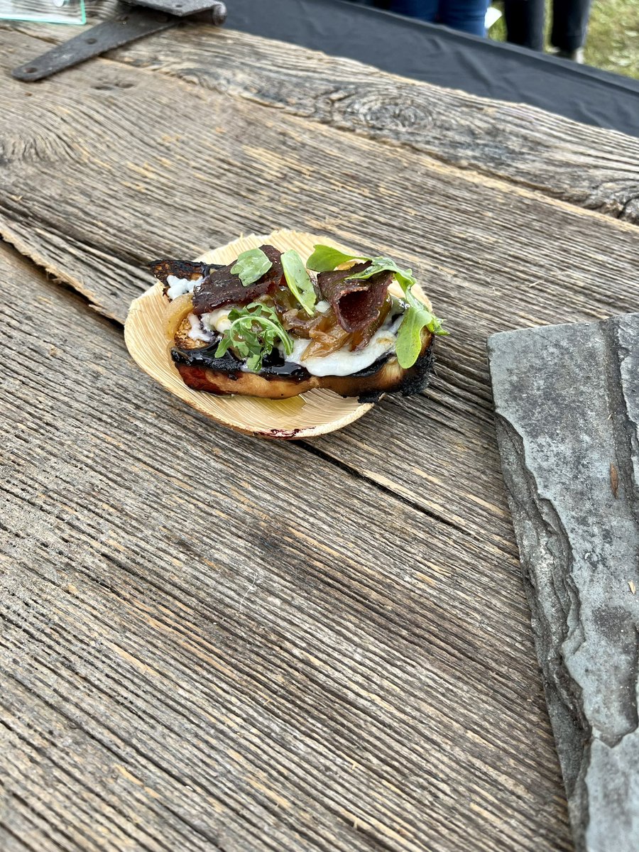 StephanieVanth1's tweet photo. Great @OntarioCulinary Feast on the Farm at Bison du Nord in Earlton - fantastic local food and drink. Looking forward to the Industry day tomorrow! #farmnorth https://t.co/bij4qS2nFz