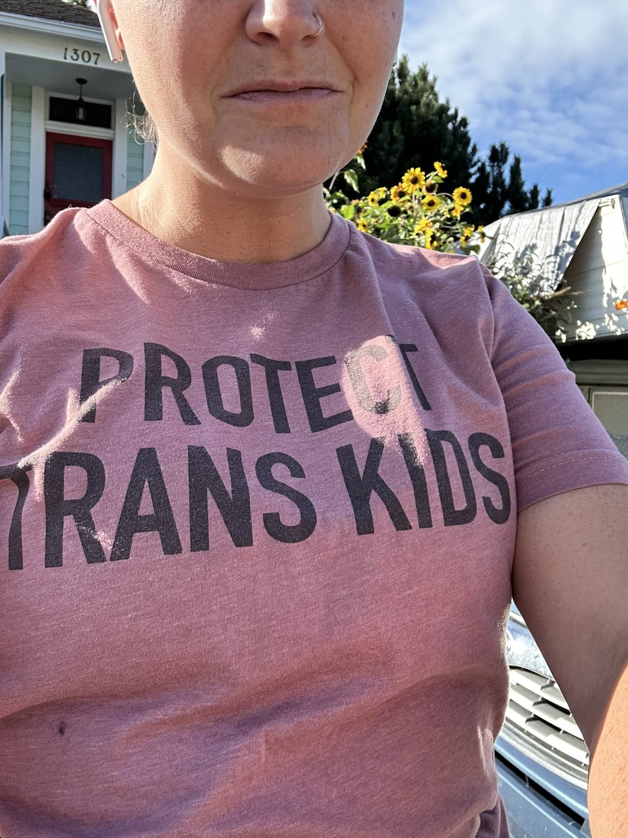 Grace Lore tweet media