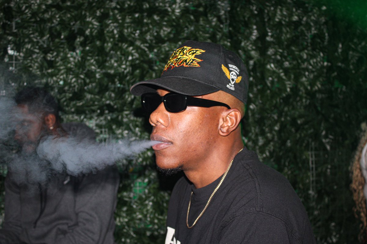 De_Rell's tweet image. 📸 Go add my IG: @rellshotit_