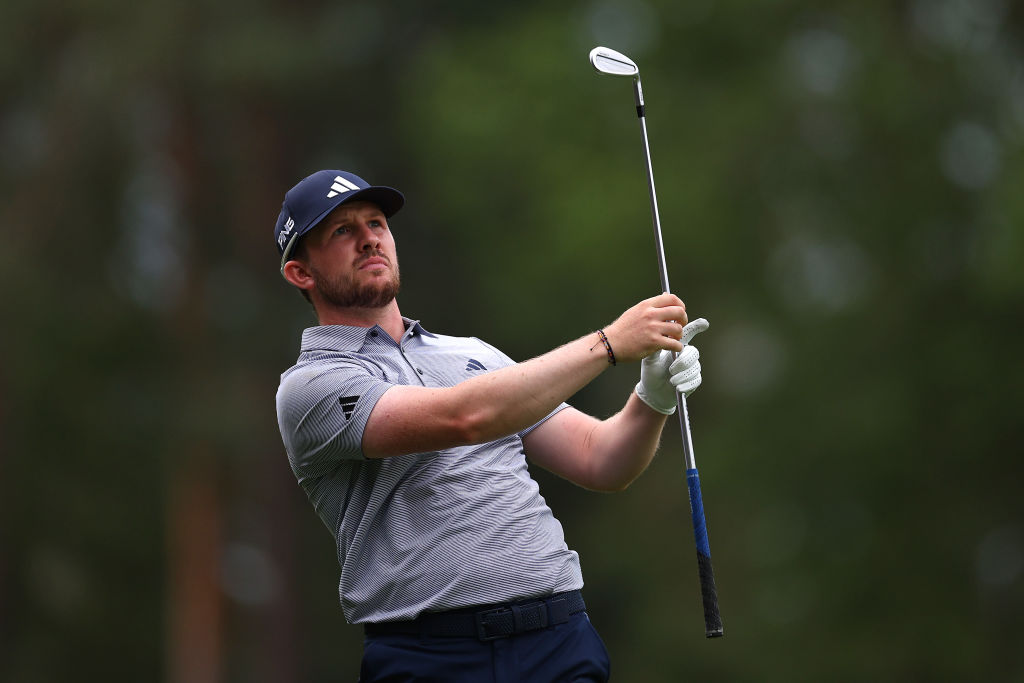 NEW

"I should have taken my medicine"

Connor Syme rues 'frustrating' hole despite fourth top-ten finish on the trot on DP World Tour

<a href="/ScotsmanSport/">Scotsman Sport</a> 
<a href="/connor_syme/">Connor Syme</a> 
<a href="/BMWPGA/">BMW PGA Championship</a> 
<a href="/DPWorldTour/">DP World Tour</a> 
<a href="/DrumoigGC/">DrumoigGolfCentre</a> 

scotsman.com/sport/golf/con…