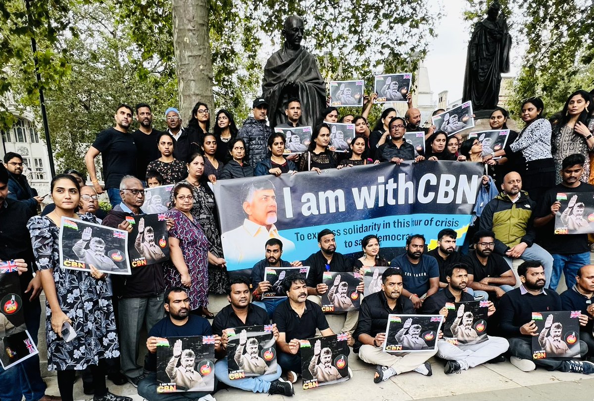 premsaivepuri's tweet photo. At London Parliament Square today in support of our beloved CBN garu for illegal arrest ✌️ https://t.co/3IFFse216Q