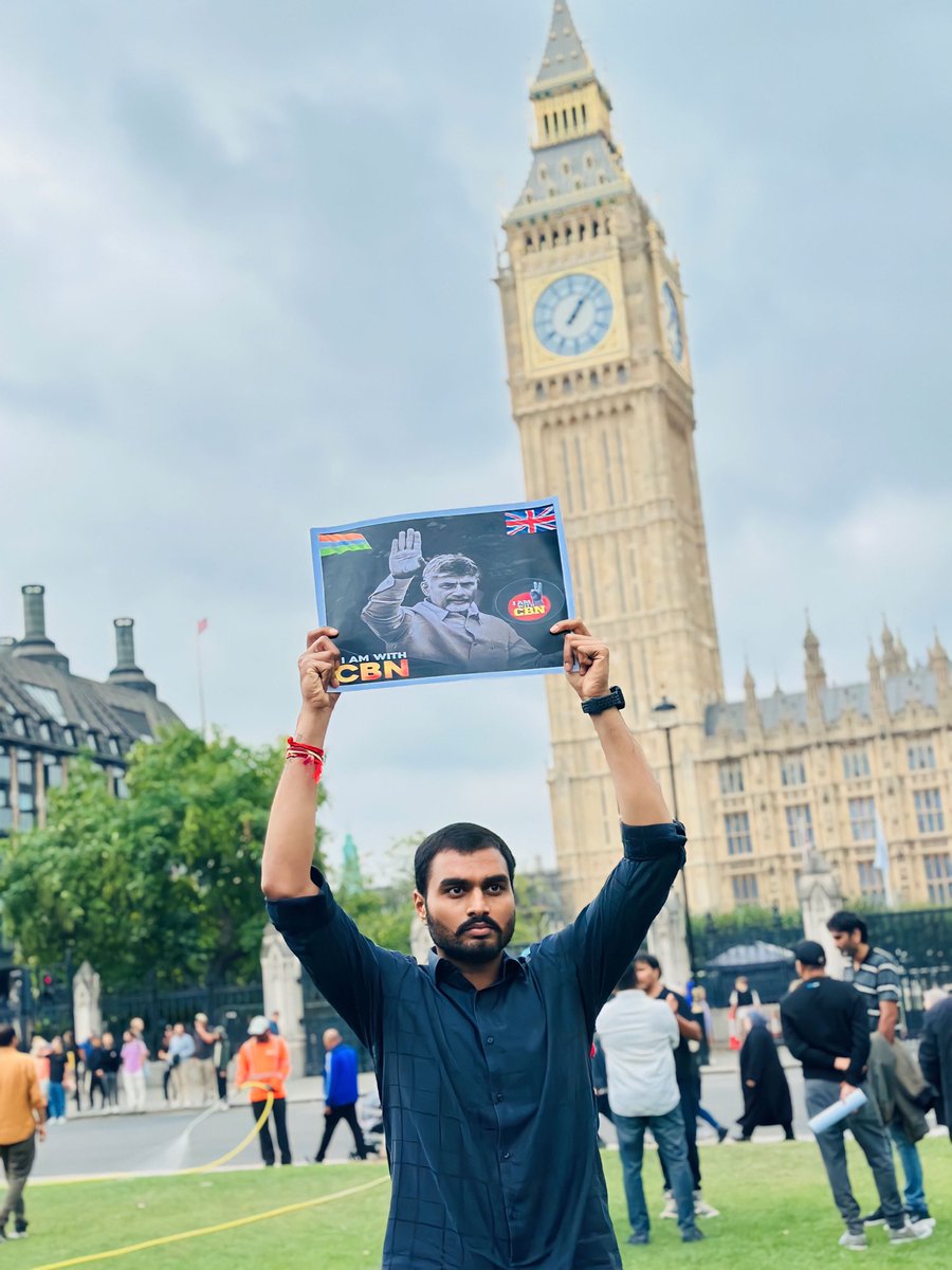 premsaivepuri's tweet photo. At London Parliament Square today in support of our beloved CBN garu for illegal arrest ✌️ https://t.co/3IFFse216Q