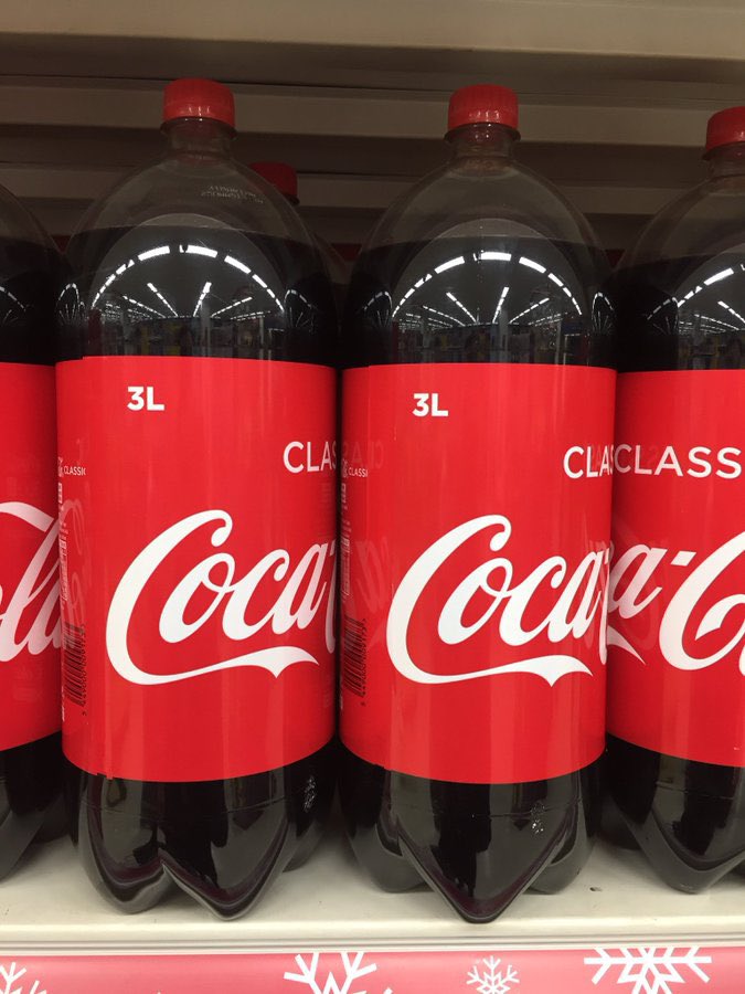 nhlackz's tweet photo. TjoTjo 😮 

Ngikhathele | Uyajola99 | Betway @CocaCola https://t.co/Pbdltnuvni