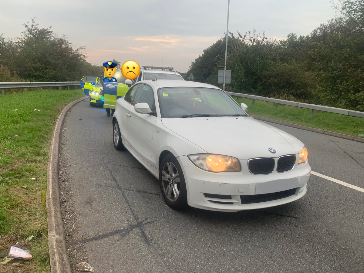 Cloned vehicle identified travelling out of Blackpool with TPAC tactics implemented by #Team4RPU and @LancsARV to close any escape route. Vehicle stopped without incident on M61. Both occupants arrested after vehicle identified as being stolen from a burglary #ForceOps #Teamwork