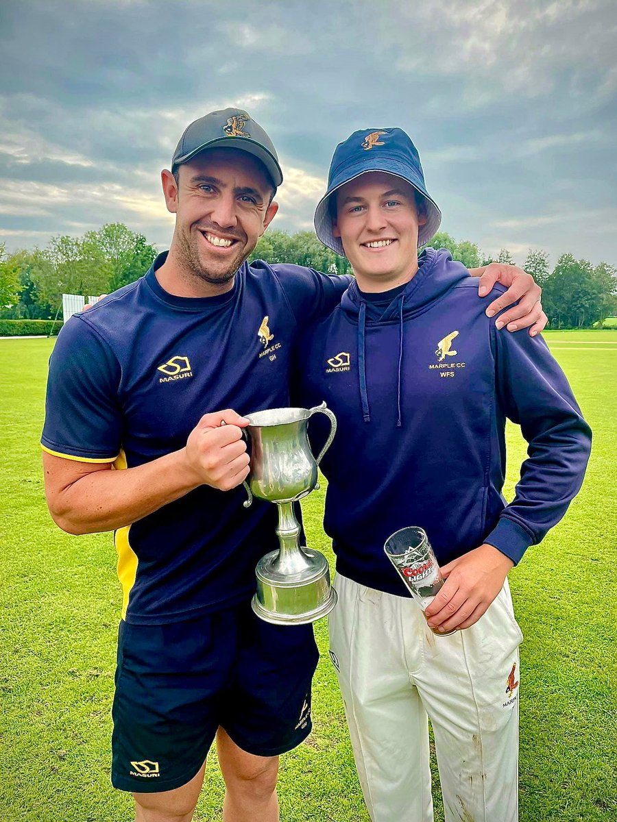 GPHodders168's tweet photo. 🏆CHAMPIONS🏆

@marplecc are back in the @cheshire_ccl Division One 🏏

#UpTheShiteHawks #WeAreGoingUP #Champions #MarpleCC https://t.co/5EKnmDXjNw