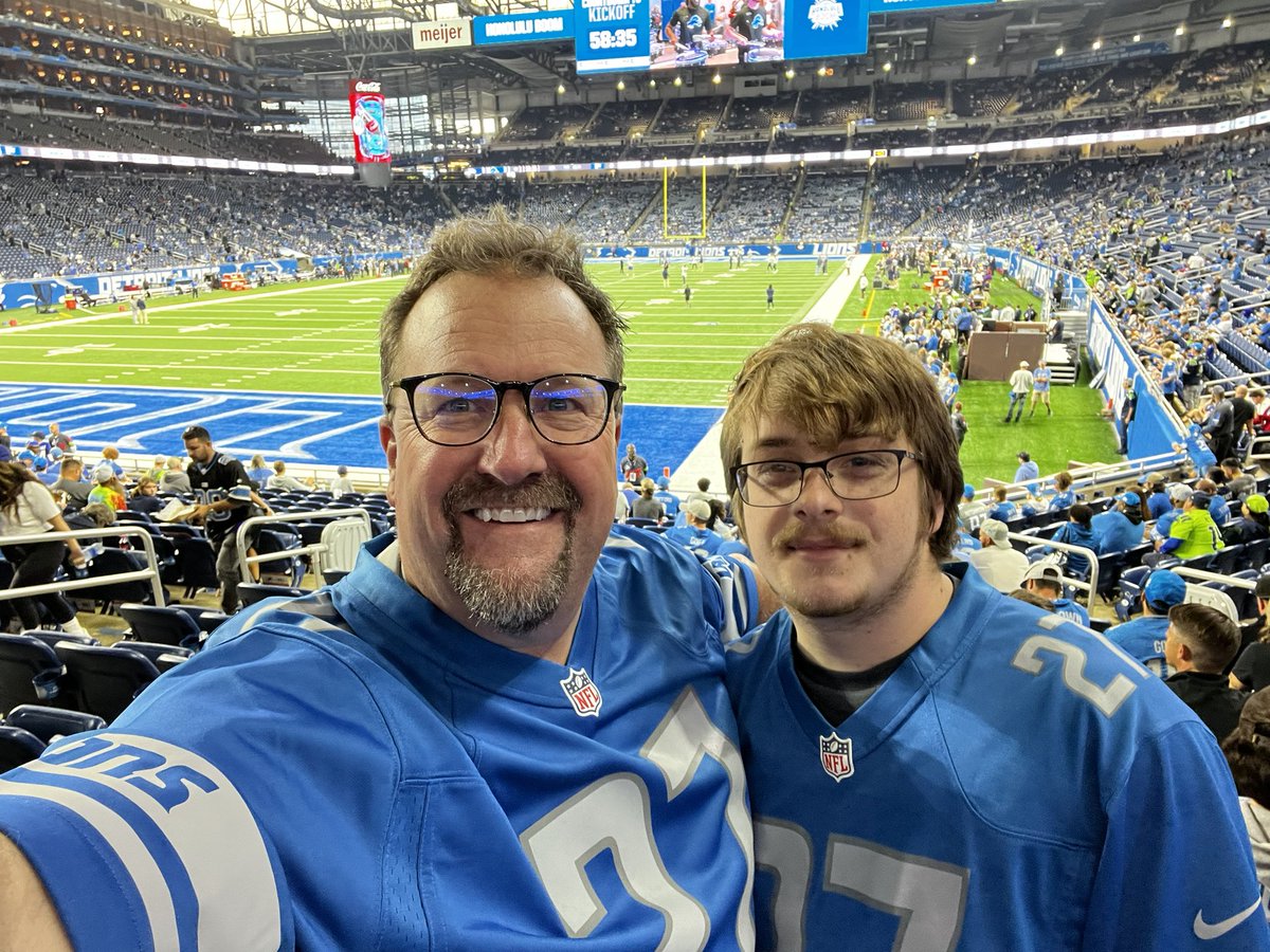 Kirt Van Overen tweet media