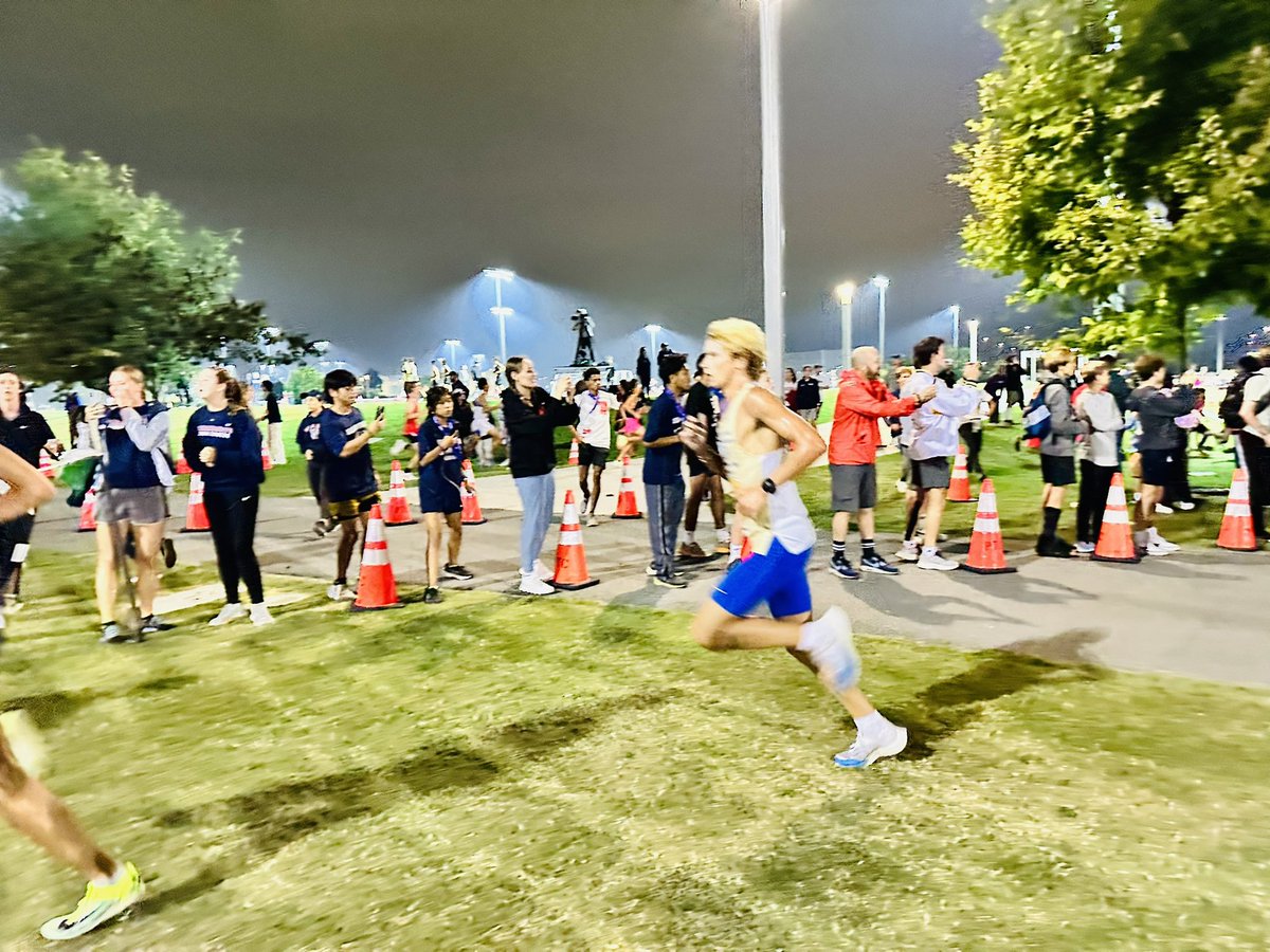 SMCHS_XC's tweet photo. With his time of 🔥14:24🔥, Sr Zac Gibson ran the fastest time of any Eagle over 3 miles in school history last night at the Woodbridge Invitational. @SMCHSEagles @SMCHSTrack @SMCHSAthletics @PrepCalTrack @SteveFryer @MilesplitCA @ocvarsity https://t.co/7jsILrBFGu