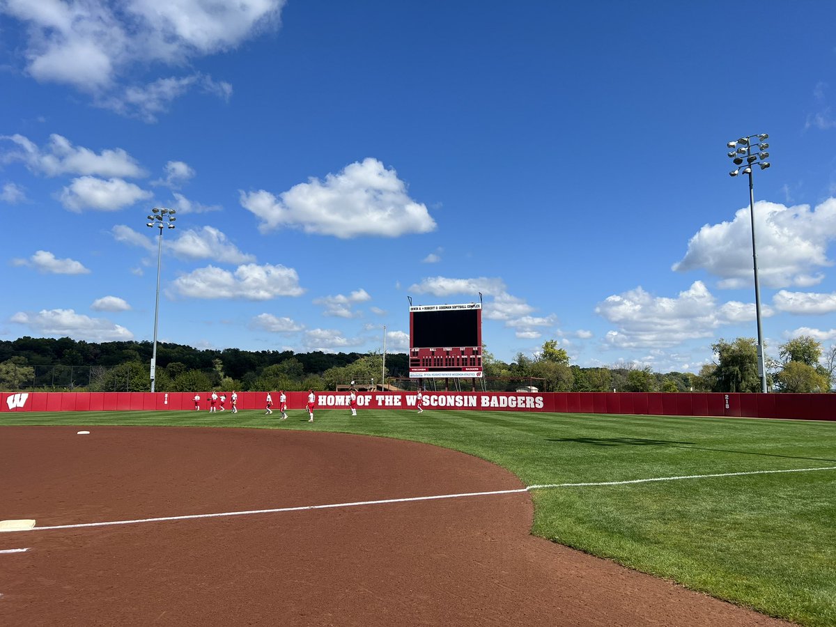 LakeLandSoftball tweet media