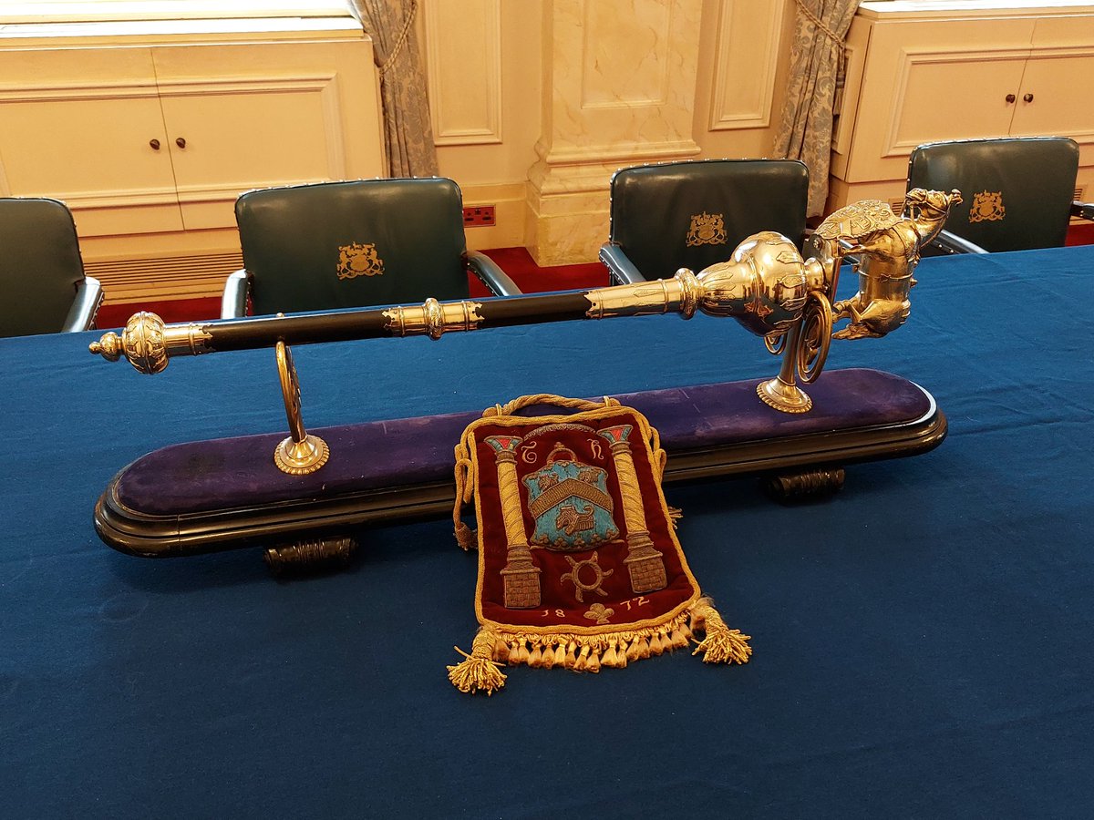 Beckenham_Girl's tweet photo. A fascinating talk and guide tour of @SaddlersCompany today. Some beautiful saddles on display and some amazing bling. Great to hear about all their charitable work, too. #LiveryCompany #OpenHouseLondon https://t.co/s65SrWbXHC