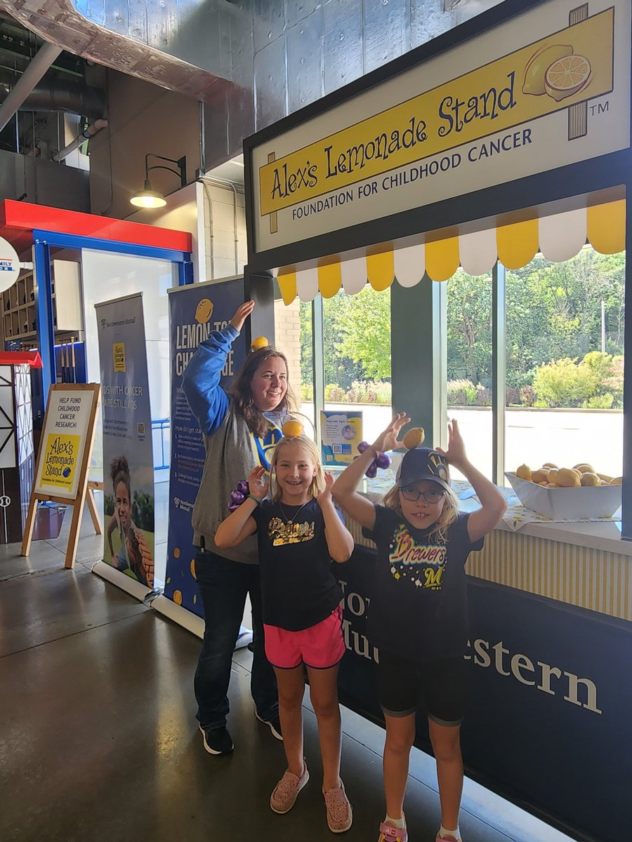 msjmangin's tweet photo. #LemonTopChallenge @alexslemonade &amp; @northwesternmutual https://t.co/1EisqM0o0h